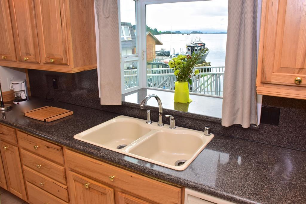 Longliner Lodge And Suites Sitka Exterior foto